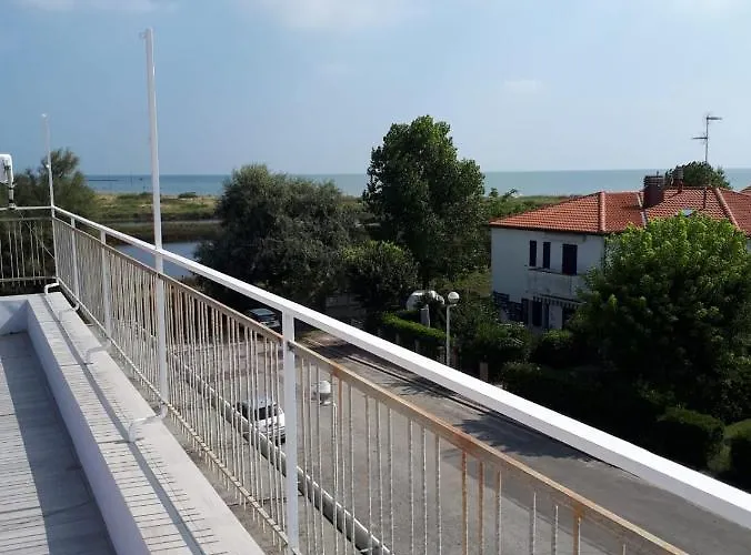 R&b Manga Rosas Lido di Dante