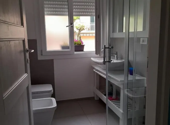 Bed & Breakfast R&b Manga Rosas Lido di Dante