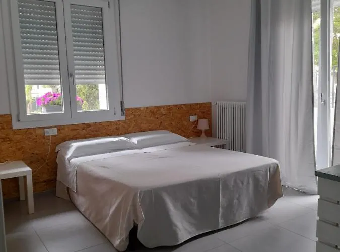 R&b Manga Rosas לידו די דנטה